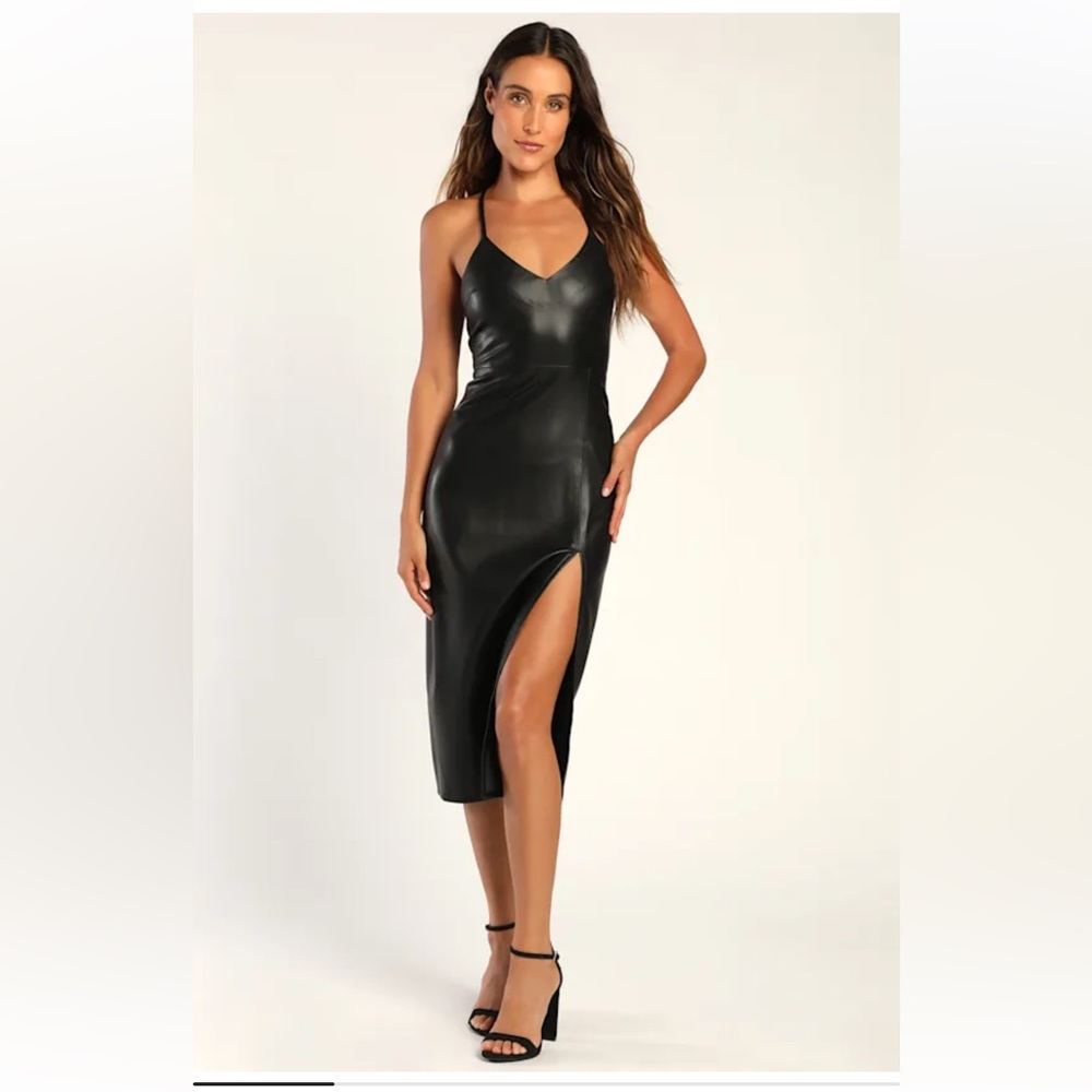 Lulu's Sleek Black Midi Dress